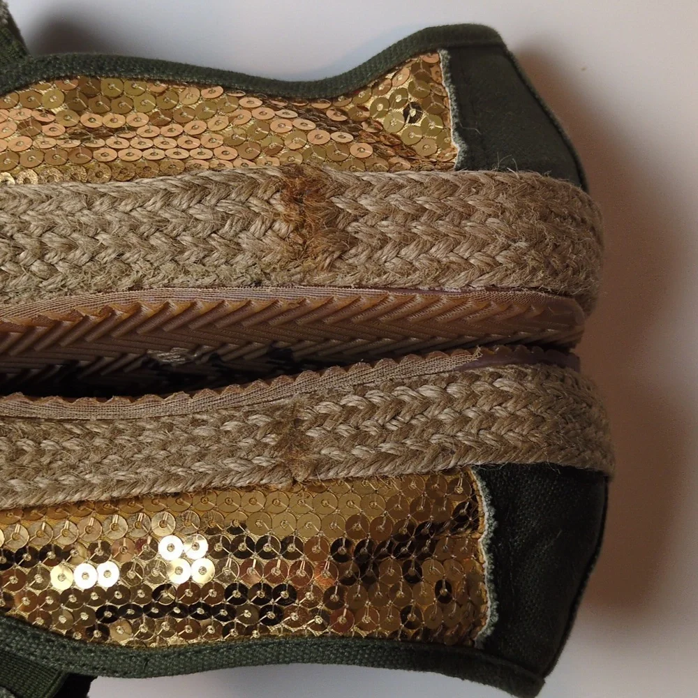 Disney Mickey Mouse Women's Olive Green Gold Sequin Espadrille Slip On Shoes 10